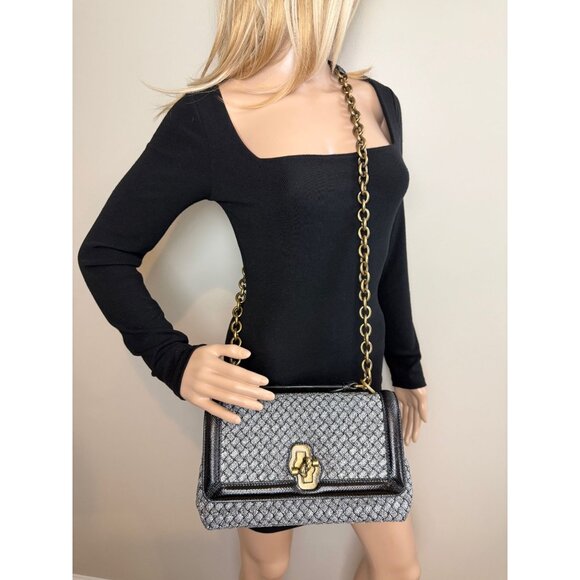 Bottega Veneta Metallic Wool Woven Patent Ayers Olimpia Knot Silver Shoulder Bag - Picture 12 of 12